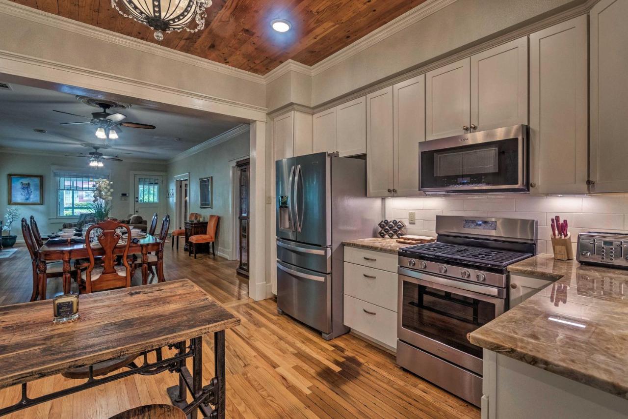 Spacious And Updated 1920S Hsnp Craftsmen Home Hot Springs Exterior photo